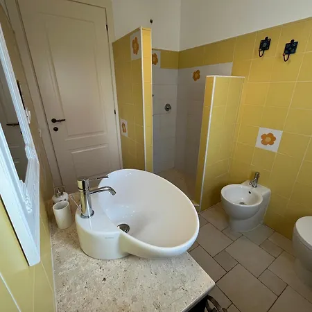 Rossofiore Castiadas